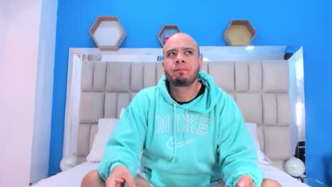 Snapshot of jacob_garcia_ chatting on November 16, 12:00 pm jacob_garcia_ online show from November 16, 12:00 pm