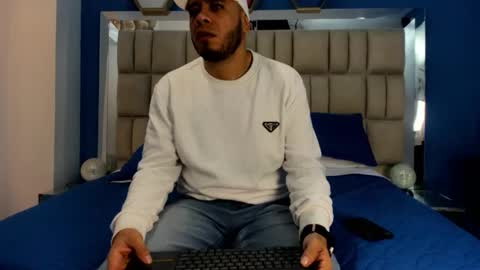 Snapshot of jacob_garcia_ chatting on November 23, 11:54 am jacob_garcia_ online show from November 23, 11:54 am