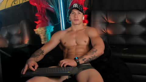 Snapshot of jacob_james01 chatting on January 21, 2:22 am JACOB JAMES online show from January 21, 2:22 am