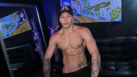 JACOB JAMES online show from September 27, 11:10 pm