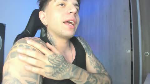 jacobb116 online show from October 12, 11:59 pm