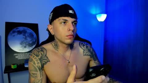 jacobb116 online show from February 9, 1:09 am