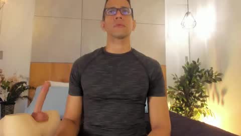 jacobdraven online show from June 9, 3:51 am