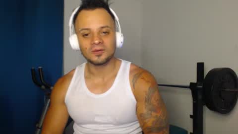 Snapshot of jacobjamess chatting on September 28, 10:48 pm jacobjamess online show from September 28, 10:48 pm