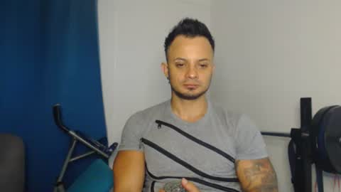 Snapshot of jacobjamess chatting on October 24, 11:23 pm jacobjamess online show from October 24, 11:23 pm