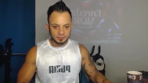 Snapshot of jacobjamess chatting on December 17, 12:11 pm jacobjamess online show from December 17, 12:11 pm