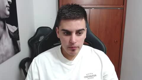 Snapshot of jacobjobs1 chatting on June 19, 7:50 pm jacobjobs1 online show from June 19, 7:50 pm