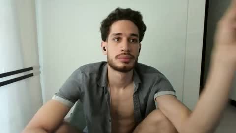 Snapshot of jacobmurphy2103 chatting on September 26, 4:00 pm JACOB ROBIN online show from September 26, 4:00 pm