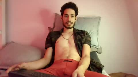 Snapshot of jacobmurphy2103 chatting on October 30, 3:02 pm JACOB ROBIN online show from October 30, 3:02 pm