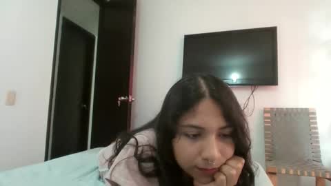 Snapshot of jacobmurphy2103 chatting on April 19, 6:43 pm JACOB ROBIN online show from April 19, 6:43 pm