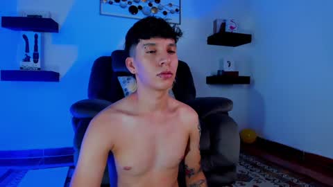 Snapshot of jacobo__parker21 chatting on January 7, 9:46 pm jacobo parker online show from January 7, 9:46 pm