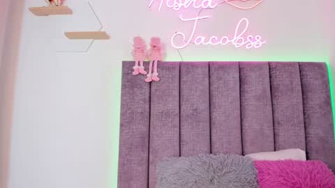 Snapshot of jacobss_gh chatting on February 5, 2:29 am JACOBSS online show from February 5, 2:29 am