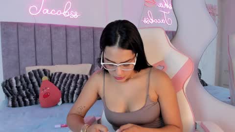 Snapshot of jacobss_gh chatting on September 24, 12:25 am JACOBSS online show from September 24, 12:25 am