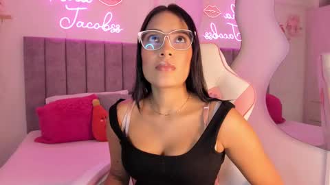 Snapshot of jacobss_gh chatting on September 29, 8:57 pm JACOBSS online show from September 29, 8:57 pm