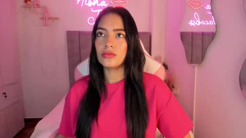 Snapshot of jacobss_gh chatting on October 7, 10:18 pm JACOBSS online show from October 7, 10:18 pm