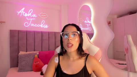 Snapshot of jacobss_gh chatting on October 12, 9:14 pm JACOBSS online show from October 12, 9:14 pm