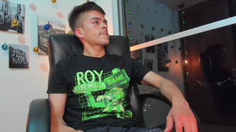 JACOB STONES online show from December 5, 12:19 am