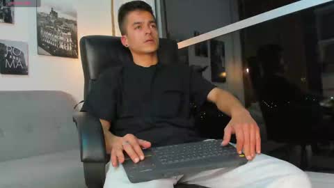 JACOB STONES online show from February 2, 6:37 am