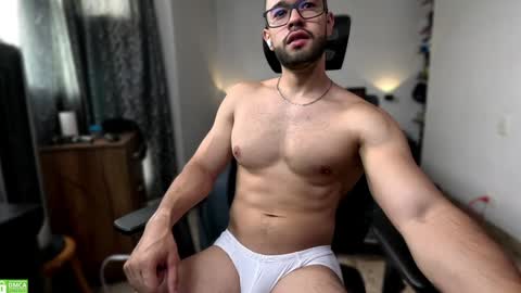 Snapshot of jacobt77 chatting on December 27, 3:04 pm Jacob online show from December 27, 3:04 pm