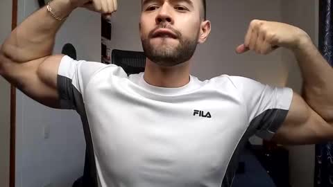 Snapshot of jacobt77 chatting on January 18, 10:28 pm Jacob online show from January 18, 10:28 pm