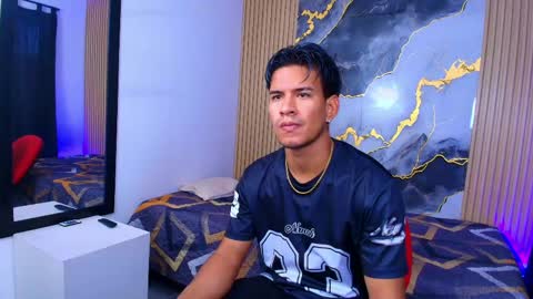 Snapshot of jacobwolf__ chatting on May 24, 1:49 pm Jacob Wolf online show from May 24, 1:49 pm