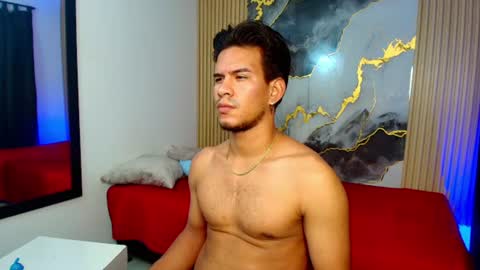 Snapshot of jacobwolf__ chatting on June 13, 10:02 am Jacob Wolf online show from June 13, 10:02 am