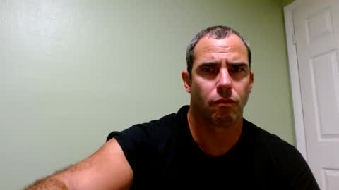 Snapshot of jacoff38 chatting on June 8, 9:26 pm jacoff38 online show from June 8, 9:26 pm