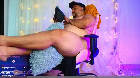 daddy sir master bear online show from January 10, 5:47 am