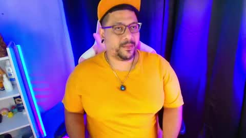 daddy sir master bear online show from November 29, 11:13 am