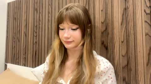 Kira online show from March 30, 4:19 pm