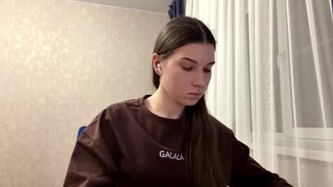 Mira online show from February 3, 3:28 pm