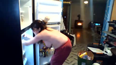 Jacqueline Stone online show from February 12, 8:18 pm