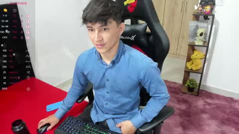 jacobo online show from December 6, 2:17 pm