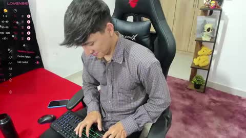 jacobo online show from December 12, 2:22 pm