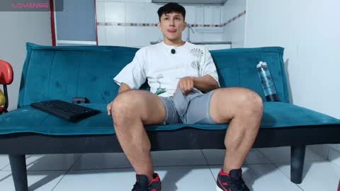 jacobo online show from July 17, 11:17 am