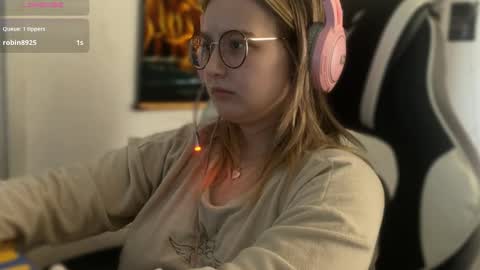 jacywinslat online show from September 9, 10:26 am