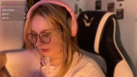 jacywinslat online show from September 13, 2:28 pm