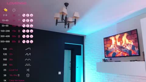 Jade online show from October 28, 11:58 am