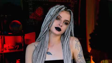 Snapshot of jade_castle chatting on December 24, 6:28 pm jade_castle online show from December 24, 6:28 pm