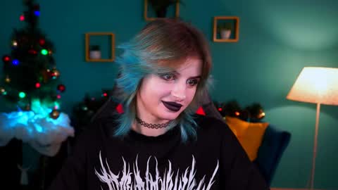 Snapshot of jade_castle chatting on January 11, 10:51 am jade_castle online show from January 11, 10:51 am