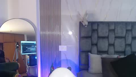 Sara online show from October 20, 12:16 pm