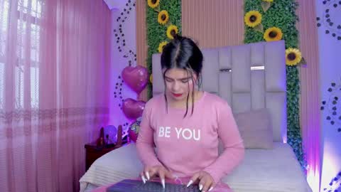 Snapshot of jade_nm chatting on September 13, 1:33 pm ade online show from September 13, 1:33 pm