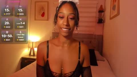 Snapshot of jade_obi chatting on March 3, 5:29 pm Jade smile online show from March 3, 5:29 pm