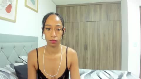 Snapshot of jade_obi chatting on September 15, 2:50 pm Jade smile online show from September 15, 2:50 pm