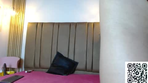 Snapshot of jade_roush chatting on June 6, 8:46 pm Jade online show from June 6, 8:46 pm
