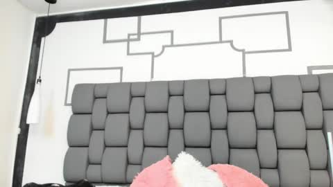 Jade  online show from October 2, 11:17 am