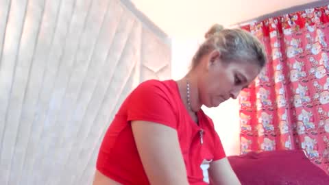 Jade  online show from December 18, 10:10 am