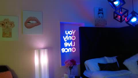 JADE online show from September 12, 3:50 am