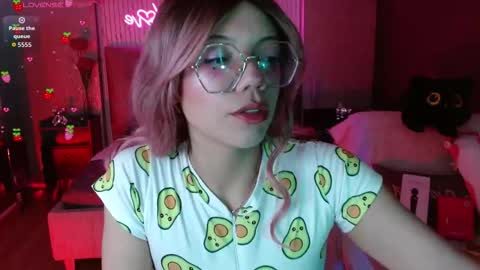 JADE online show from February 21, 9:05 pm
