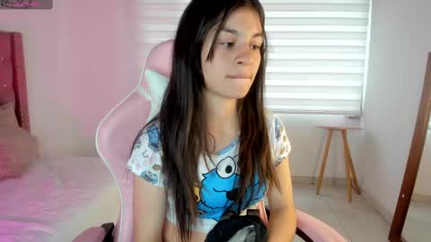 Jade online show from October 3, 8:06 pm